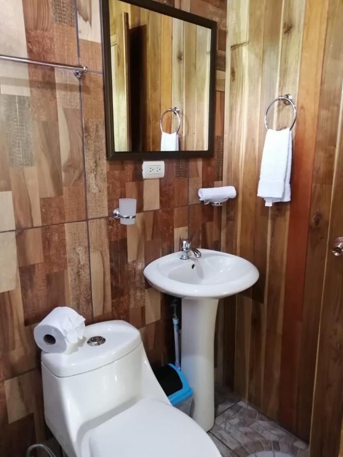 Arenal Rustic Lodge Alajuela Exteriör bild